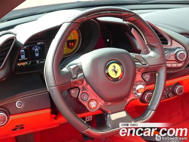 Ferrari 488 2019 thumb 5