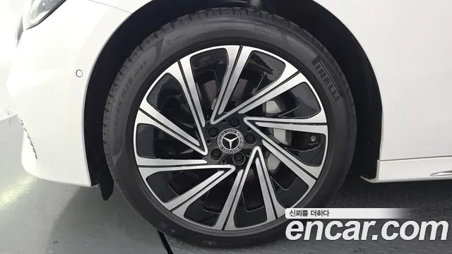 Mercedes-Benz E-Класс 2026 thumb 7
