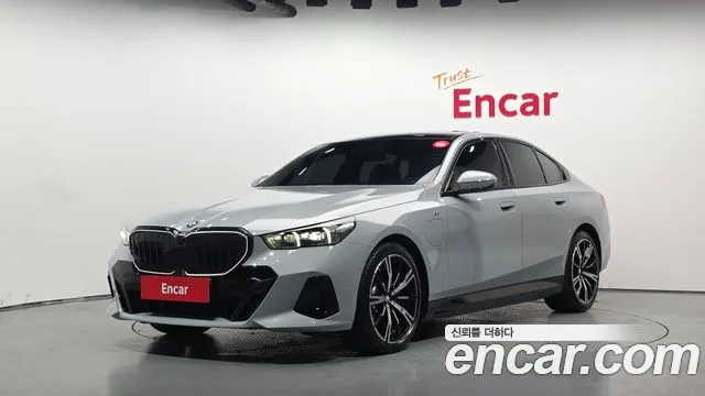 BMW 5 серии 2025 thumb 6