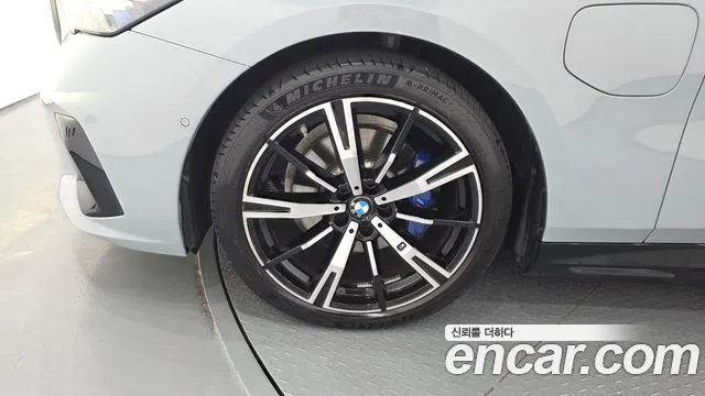BMW 5 серии 2025 thumb 4