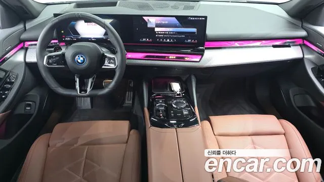 BMW 5 серии 2025 thumb 12