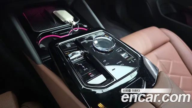 BMW 5 серии 2025 thumb 10