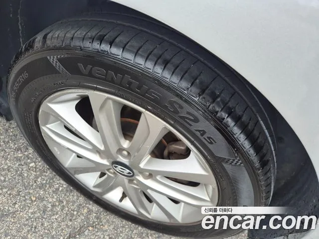 Hyundai Avante 2013 thumb 11