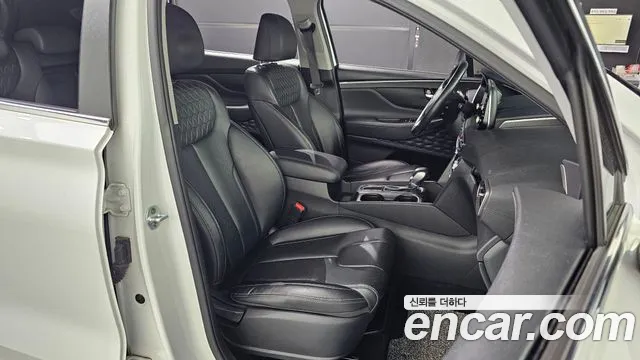 Hyundai Santa Fe 2018 thumb 8