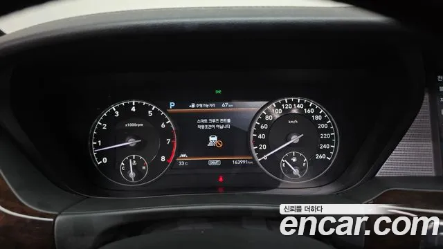 Genesis G90 2017 thumb 12