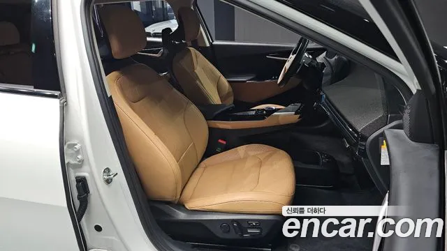 Kia EV6 2023 thumb 2