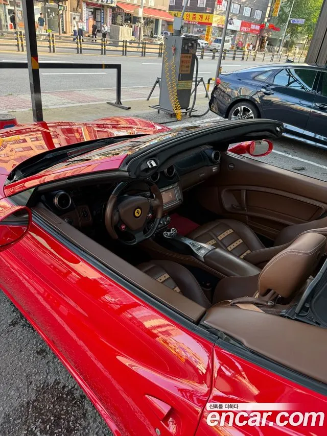 Ferrari California 2009 thumb 3