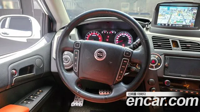 KG_Mobility_Ssangyong KORANDO 2014 thumb 12