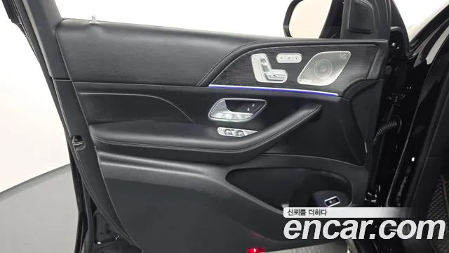 Mercedes-Benz GLE 2025 thumb 4