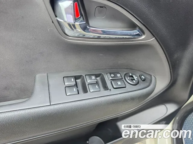 Kia Ray 2015 thumb 2