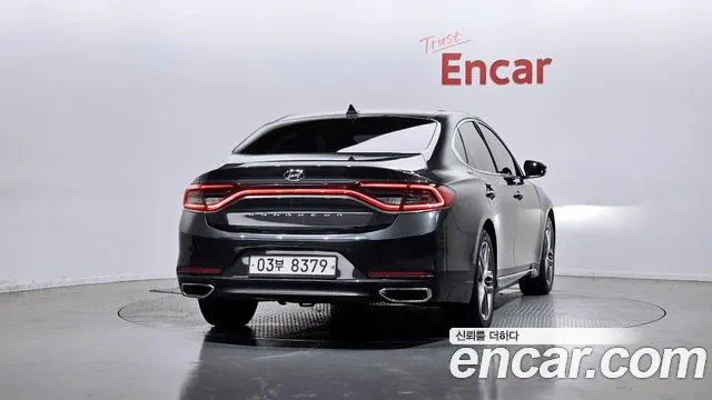 Hyundai Grandeur 2017 thumb 8