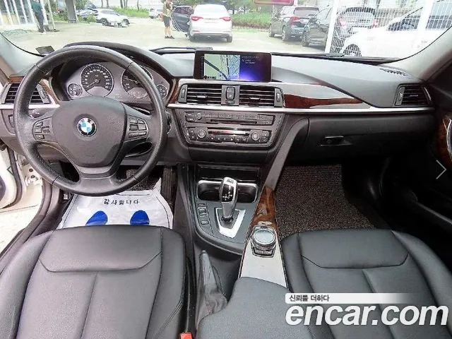 BMW 3 серии 2015 thumb 8