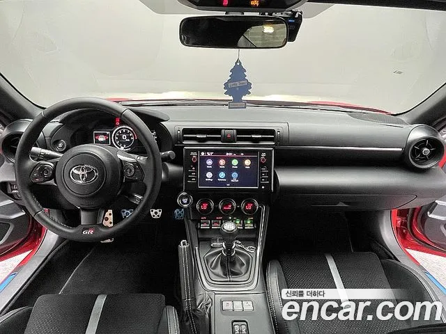 Toyota GT86 2024 thumb 10