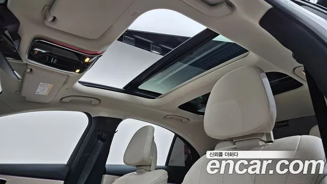 Mercedes-Benz E-Класс 2025 thumb 12
