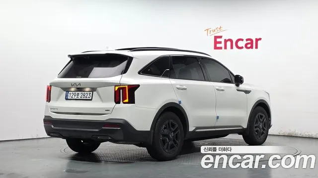 Kia Sorento 2024 thumb 3