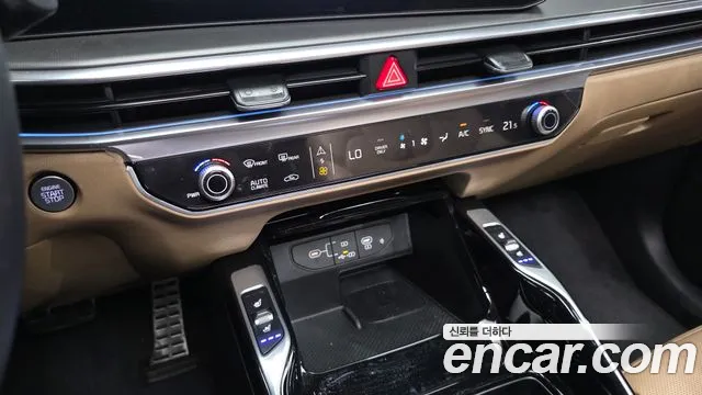 Kia Sorento 2024 thumb 10