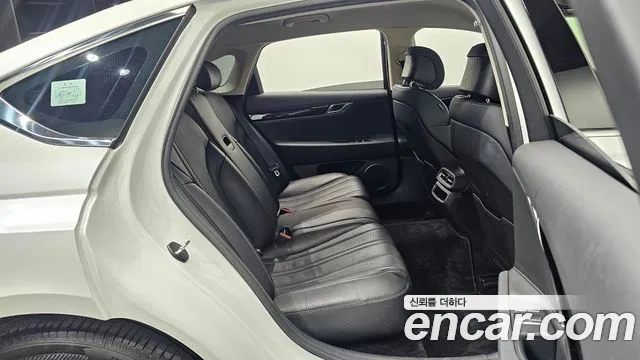 Genesis G80 2022 thumb 7