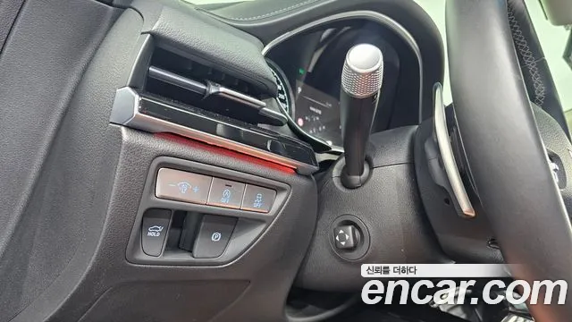 Genesis G80 2022 thumb 9