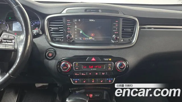 Kia Sorento 2017 thumb 9