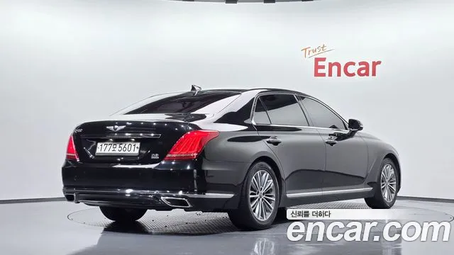 Genesis G90 2017 thumb 6
