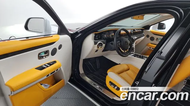 Rolls-Royce Ghost 2024 thumb 10