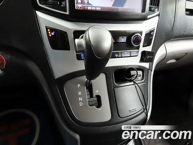 Hyundai Starex 2016 thumb 6