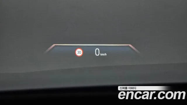 BMW i7 2023 thumb 11
