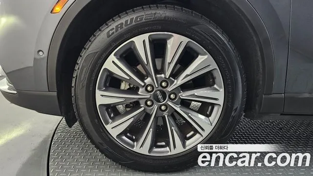 Lincoln Corsair 2022 thumb 4