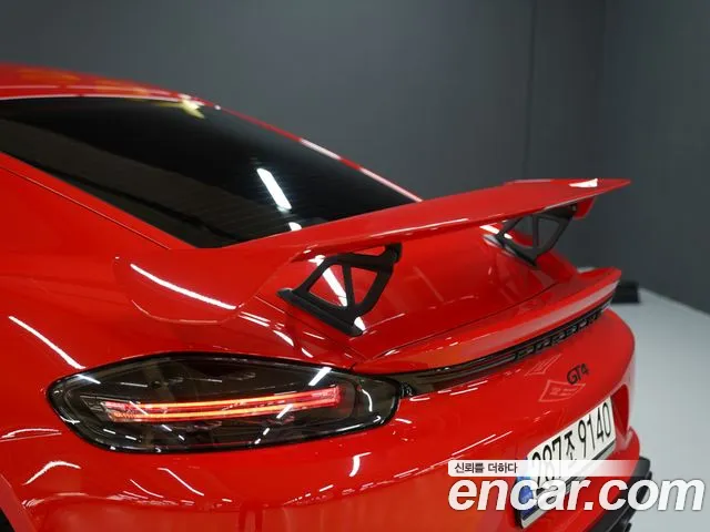 Porsche Cayman 2023 thumb 4