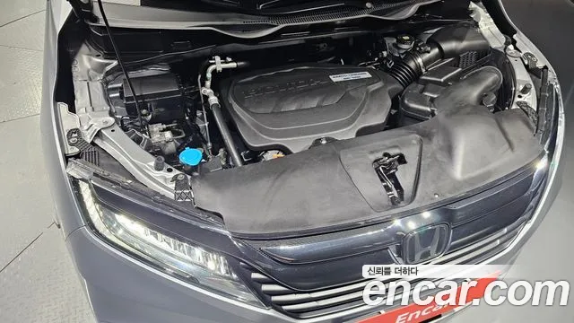 Honda Odyssey 2017 thumb 10