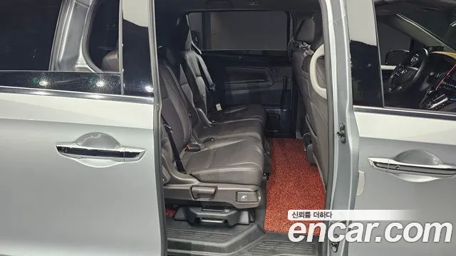 Honda Odyssey 2017 thumb 4