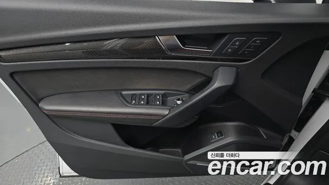 Audi SQ5 2021 thumb 3