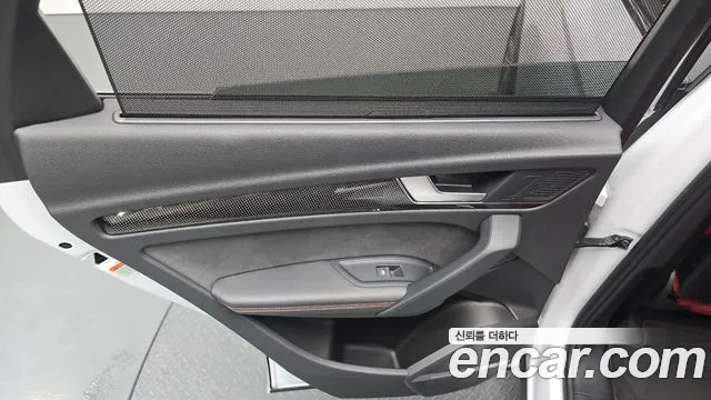 Audi SQ5 2021 thumb 10