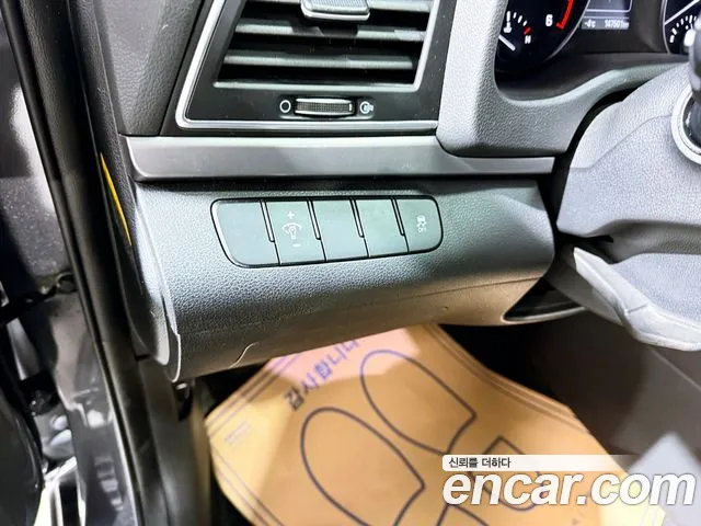 Hyundai Avante 2018 thumb 10