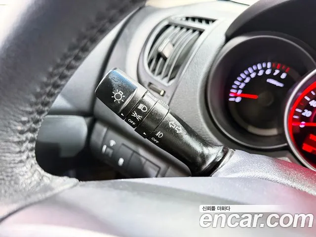 Kia Carens 2009 thumb 7