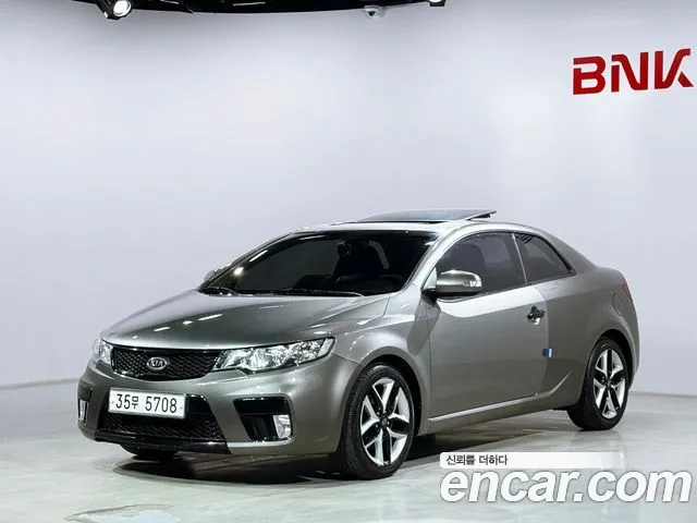 Kia Carens 2009 thumb 3