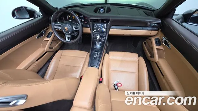 Porsche 911 2019 thumb 12