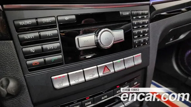 Mercedes-Benz E-Класс 2014 thumb 4