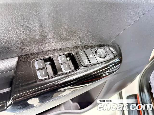 Kia Sportage 2016 thumb 10