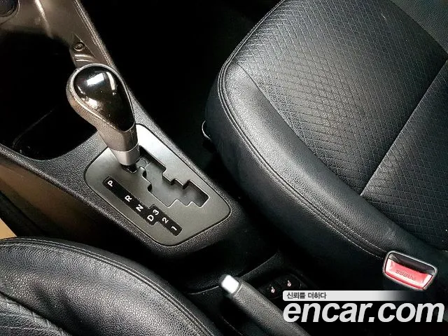 Kia Morning 2012 thumb 10