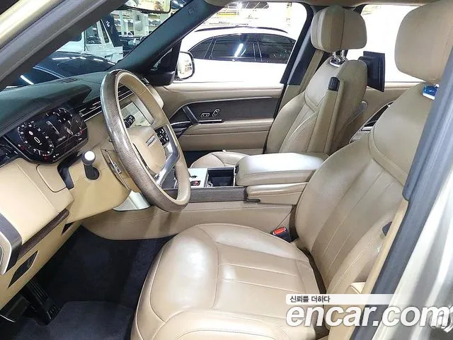 Land Rover Range Rover 2024 thumb 4