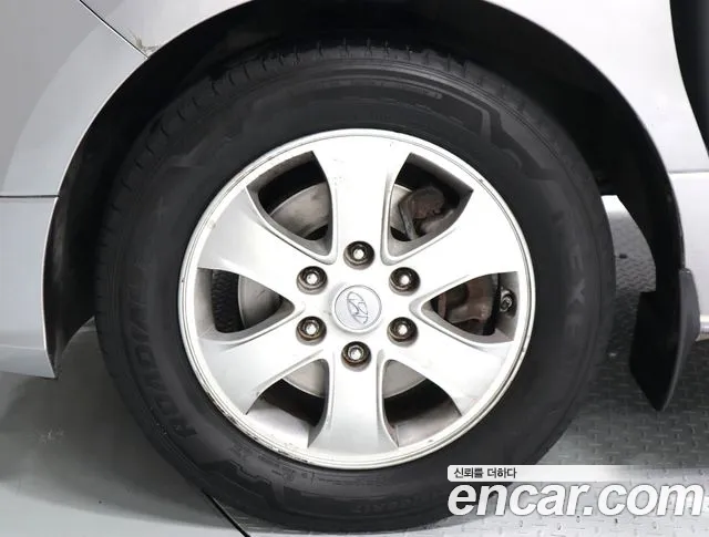 Hyundai Starex 2018 thumb 6
