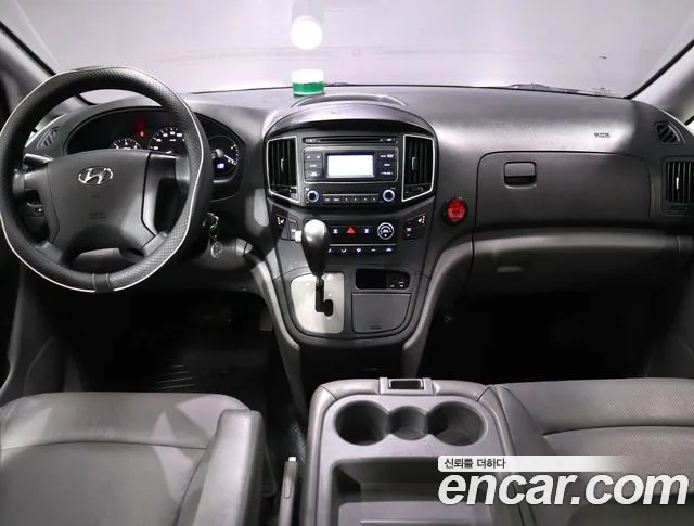 Hyundai Starex 2018 thumb 3