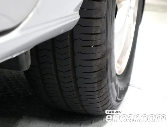 Hyundai Starex 2018 thumb 10