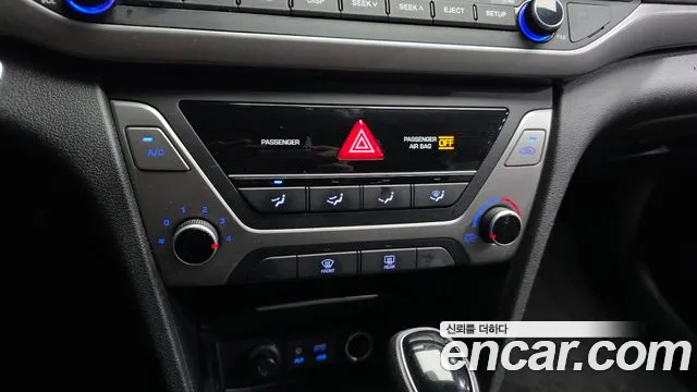 Hyundai Avante 2018 thumb 9