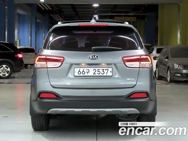 Kia Sorento 2015 thumb 6