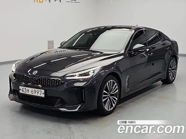 Kia Stinger 2018 thumb 6