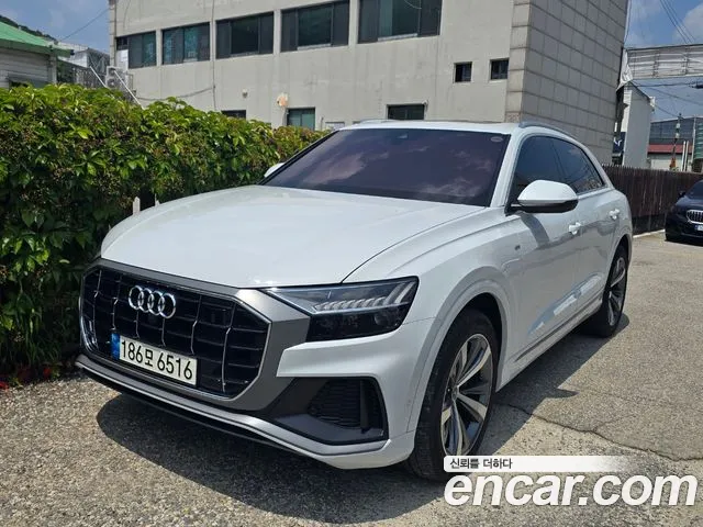 Audi Q8 2021 thumb 8