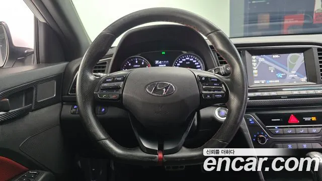 Hyundai Avante 2016 thumb 3