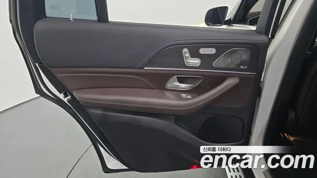 Mercedes-Benz GLS 2022 thumb 3